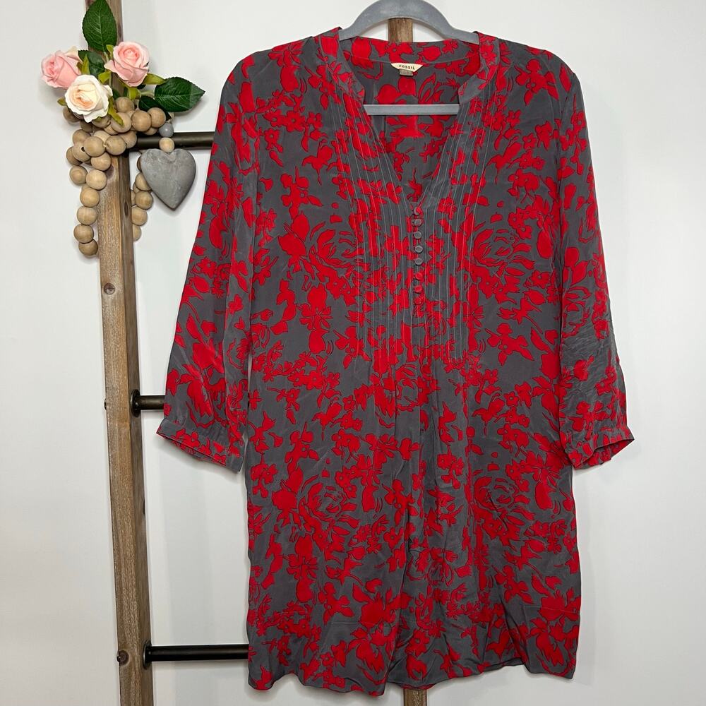 Fossil Red Gray 3/4 Sleeve V Neck Silk‎ Blouse Size Medium